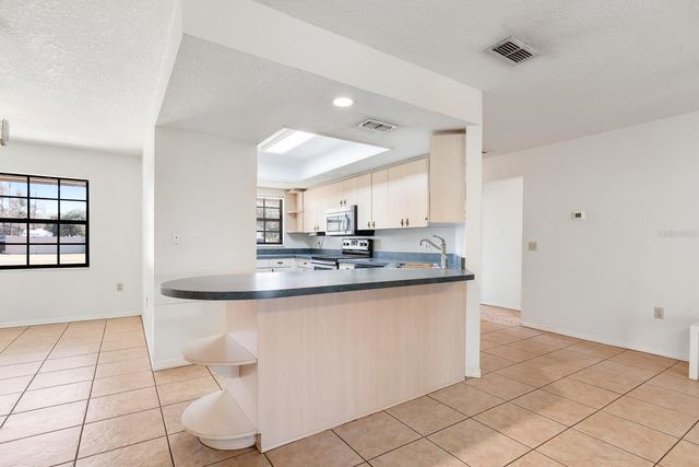 2602 SAVANNAH DRIVE, Plant City, FL 33563