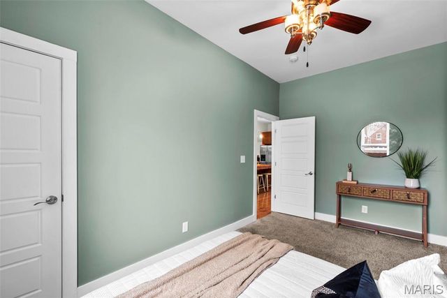 2842 Victor Street, St Louis, MO 63104