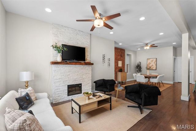 2842 Victor Street, St Louis, MO 63104