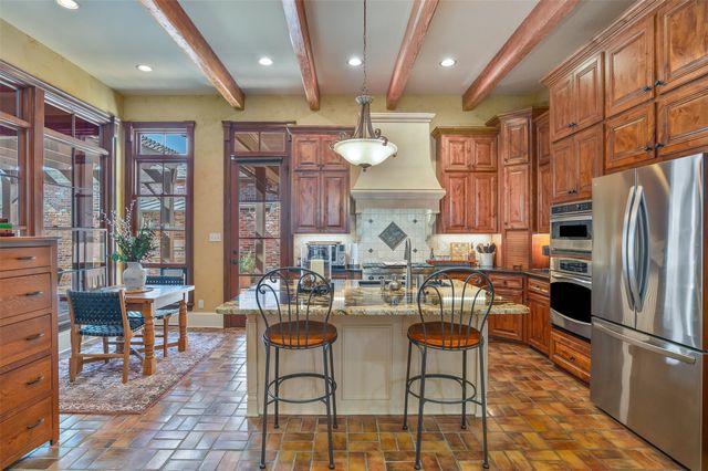 112 Vieux Carre, Bossier City, LA 71111