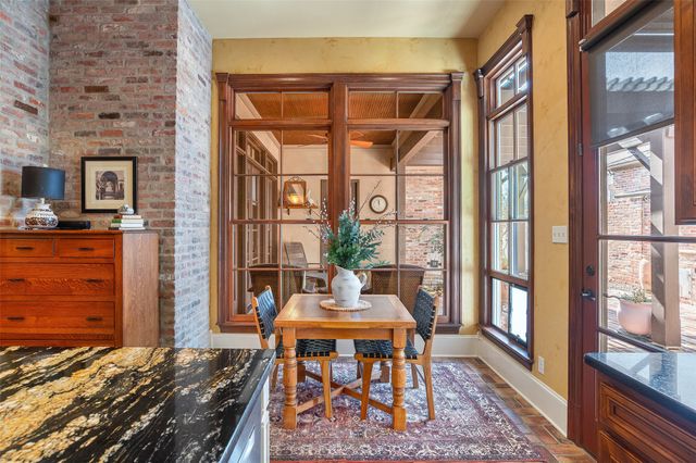 112 Vieux Carre, Bossier City, LA 71111