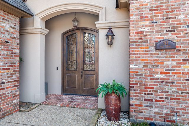 112 Vieux Carre, Bossier City, LA 71111