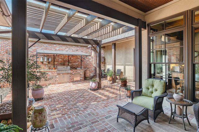 112 Vieux Carre, Bossier City, LA 71111