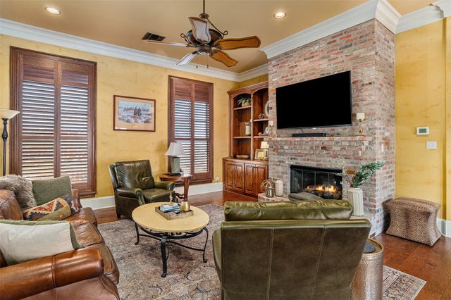 112 Vieux Carre, Bossier City, LA 71111