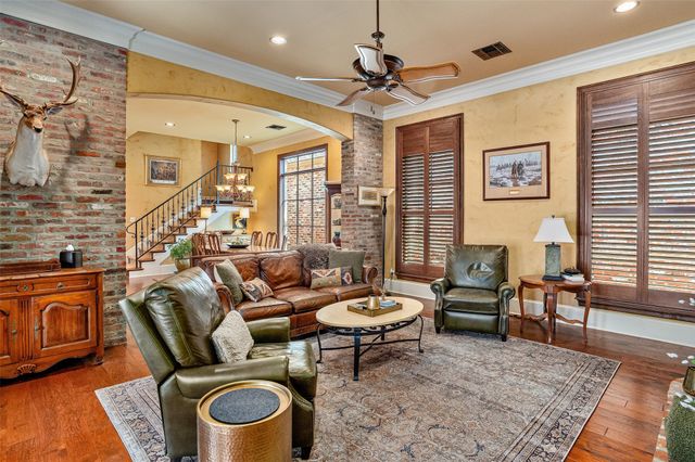 112 Vieux Carre, Bossier City, LA 71111