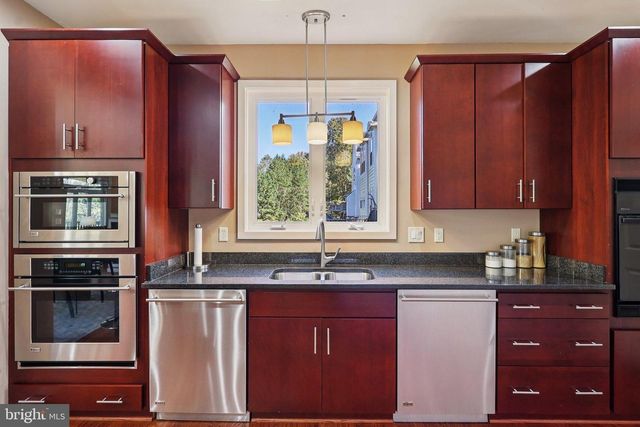 3211 COURTSIDE RD, Bowie, MD 20721