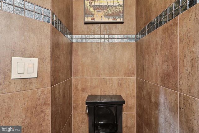 3211 COURTSIDE RD, Bowie, MD 20721