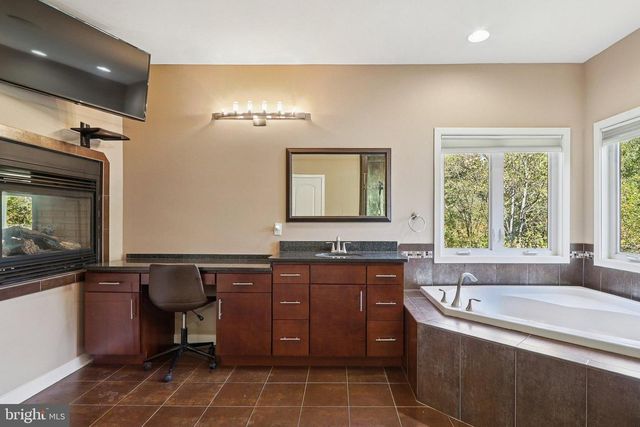 3211 COURTSIDE RD, Bowie, MD 20721