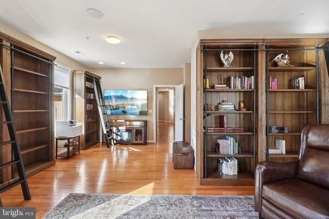 3211 COURTSIDE RD, Bowie, MD 20721