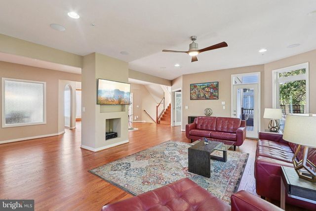 3211 COURTSIDE RD, Bowie, MD 20721