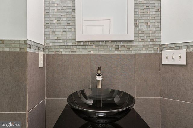 3211 COURTSIDE RD, Bowie, MD 20721