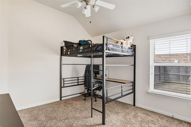 9518 Wincrest Drive, Mont Belvieu, TX 77523