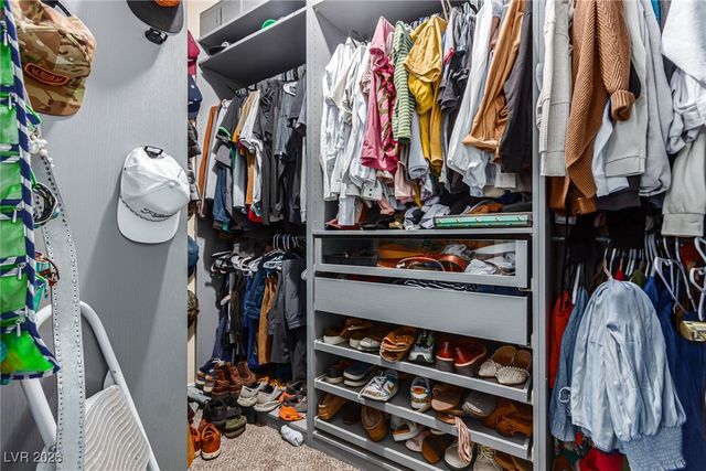 6681 Mustang Street, Las Vegas, NV 89131