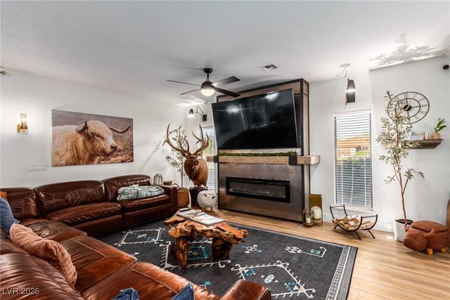 6681 Mustang Street, Las Vegas, NV 89131