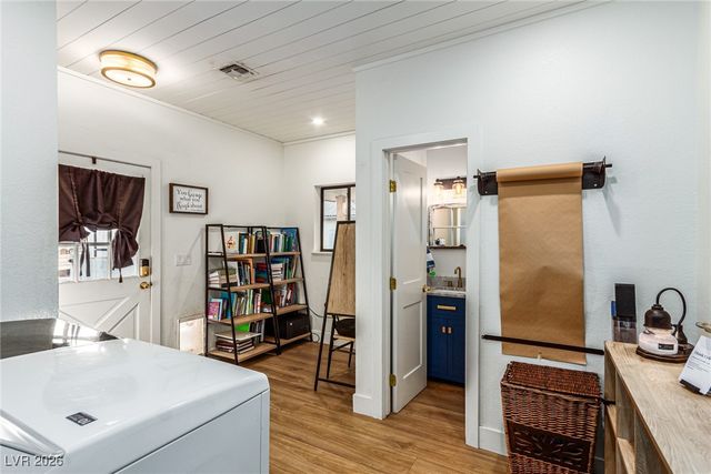 6681 Mustang Street, Las Vegas, NV 89131