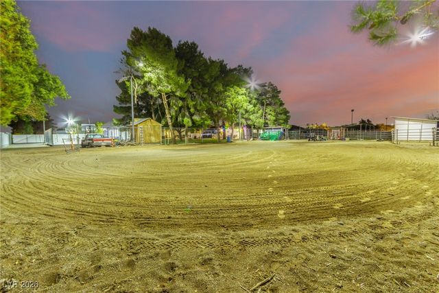 6681 Mustang Street, Las Vegas, NV 89131