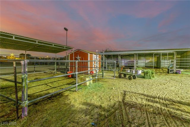 6681 Mustang Street, Las Vegas, NV 89131