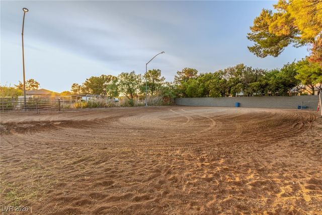 6681 Mustang Street, Las Vegas, NV 89131