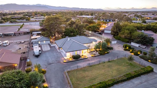 6681 Mustang Street, Las Vegas, NV 89131