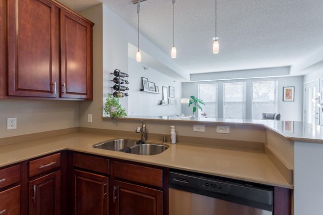 545 N 1st Street 403, Minneapolis, MN 55401