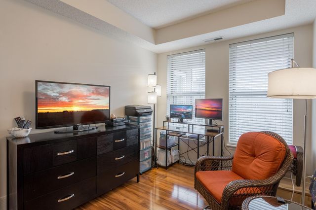 545 N 1st Street 403, Minneapolis, MN 55401