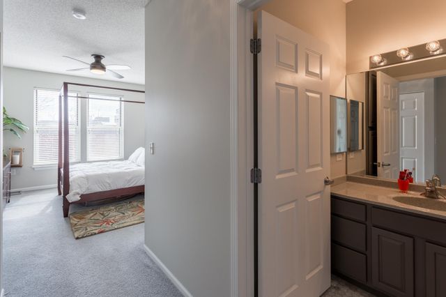 545 N 1st Street 403, Minneapolis, MN 55401