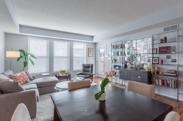 545 N 1st Street 403, Minneapolis, MN 55401