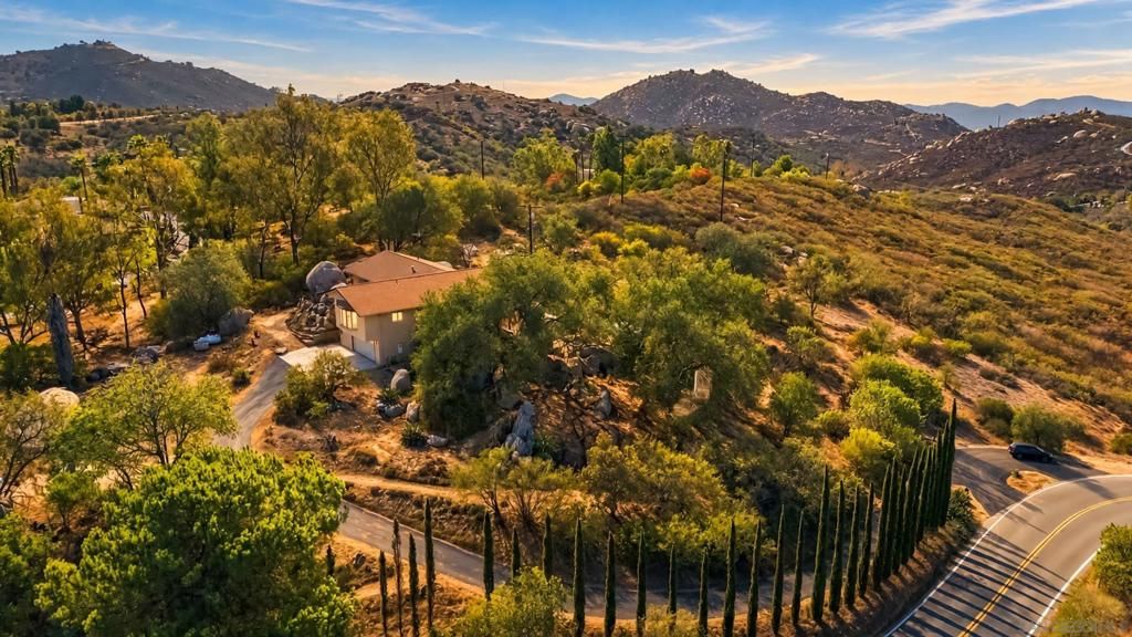 16541 Highland Valley Rd, Ramona, CA 92065 — exterior