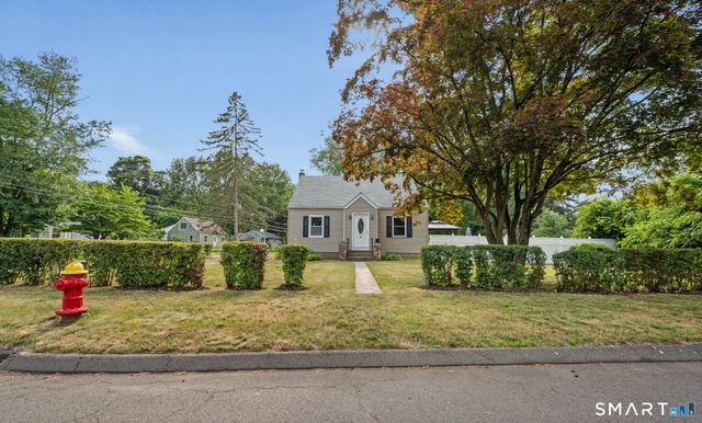 25 Douglas Drive, Meriden, CT 06451