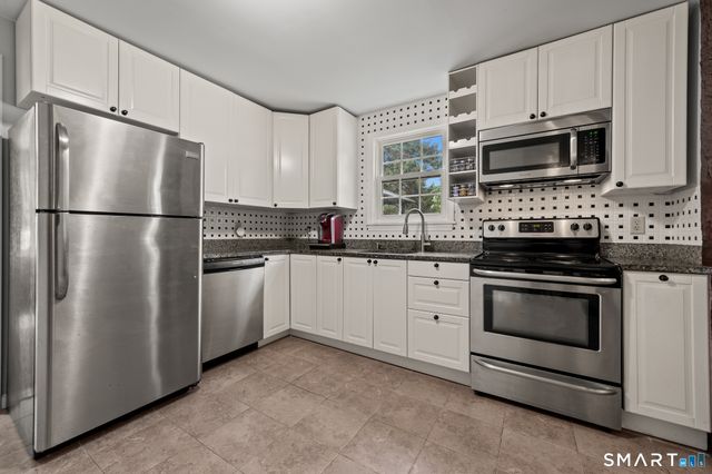 25 Douglas Drive, Meriden, CT 06451