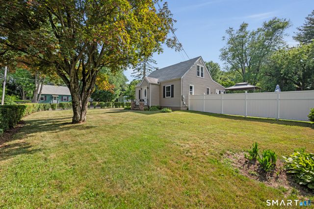 25 Douglas Drive, Meriden, CT 06451