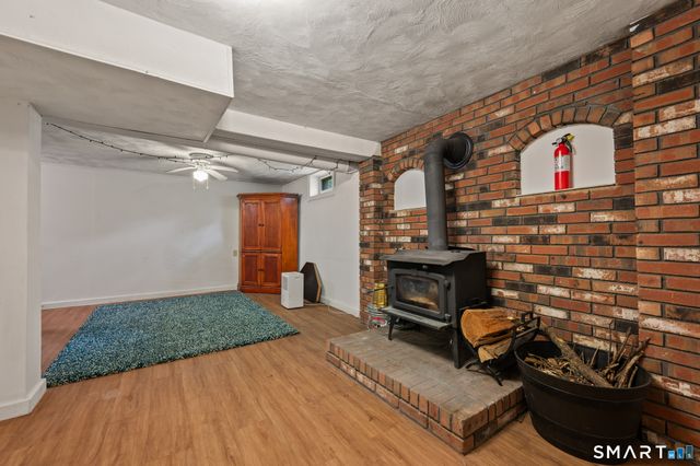 25 Douglas Drive, Meriden, CT 06451