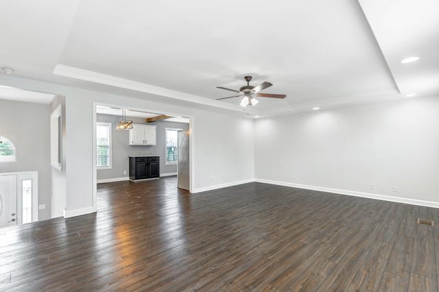 244 Courtney Circle, Rocky Face, GA 30740
