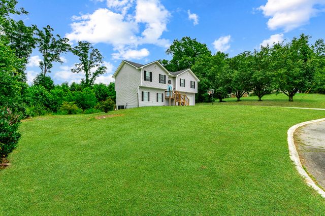 244 Courtney Circle, Rocky Face, GA 30740