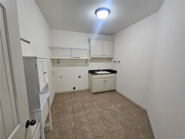 2311 Mont Blanc Avenue, Rogers, AR 72758