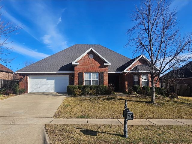 2311 Mont Blanc Avenue, Rogers, AR 72758