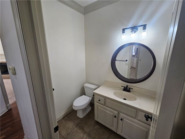 2311 Mont Blanc Avenue, Rogers, AR 72758