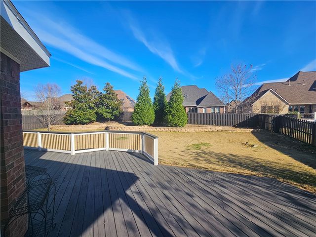 2311 Mont Blanc Avenue, Rogers, AR 72758