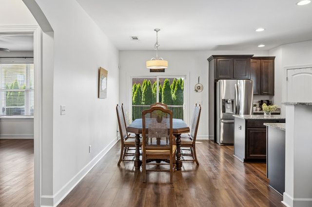 2293 Dewey Dr, Spring Hill, TN 37174