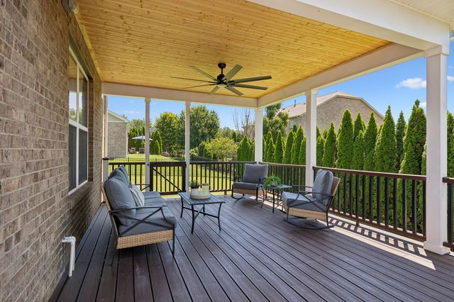 2293 Dewey Dr, Spring Hill, TN 37174
