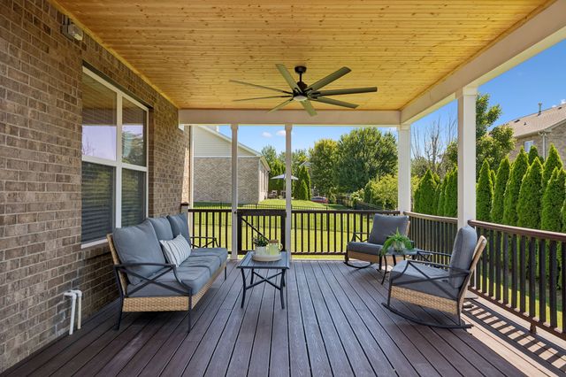 2293 Dewey Dr, Spring Hill, TN 37174