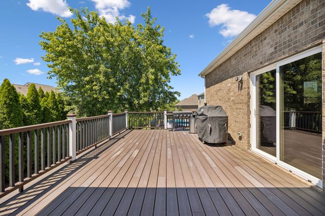 2293 Dewey Dr, Spring Hill, TN 37174