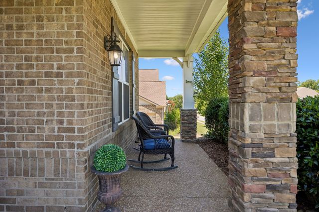 2293 Dewey Dr, Spring Hill, TN 37174