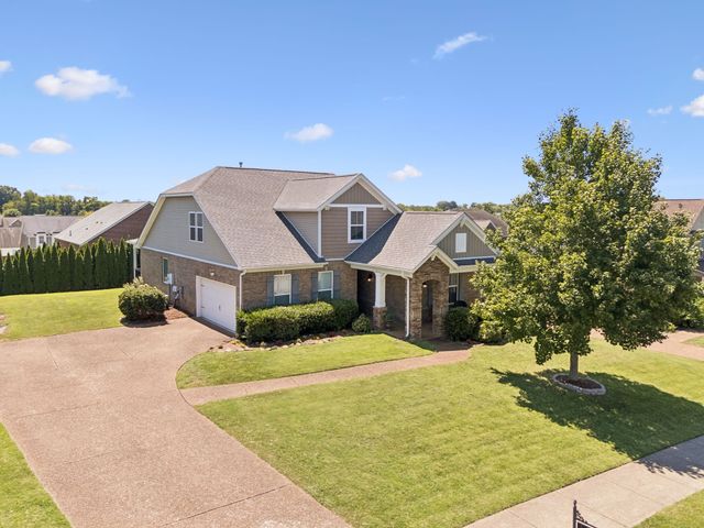 2293 Dewey Dr, Spring Hill, TN 37174
