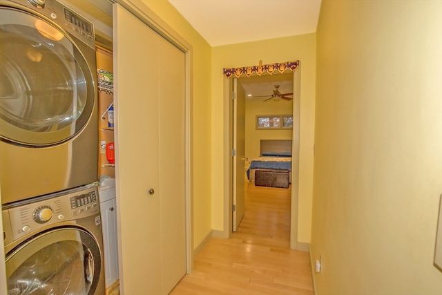 70 Tennyson Dr, Longmeadow, MA 01106