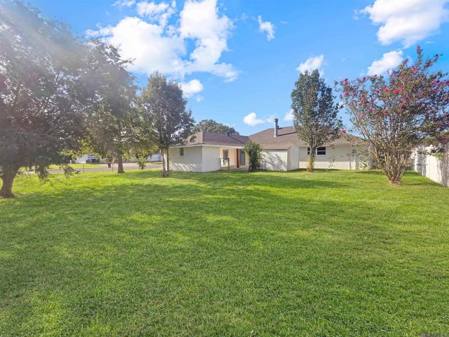 15502 Firewood Dr, Baton Rouge, LA 70816