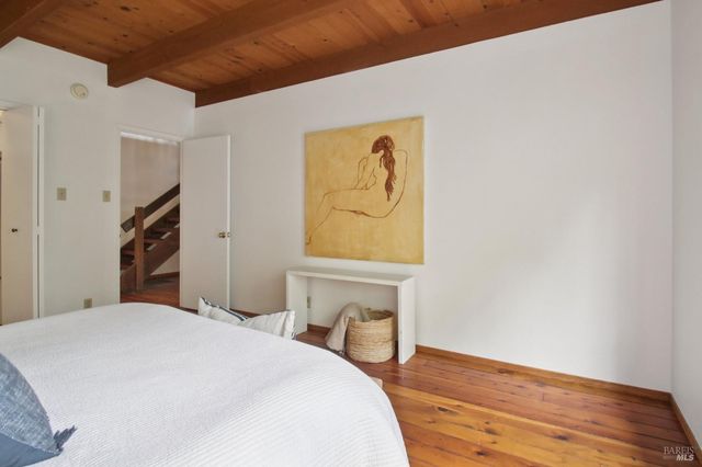 34 Fair Dr, San Rafael, CA 94901