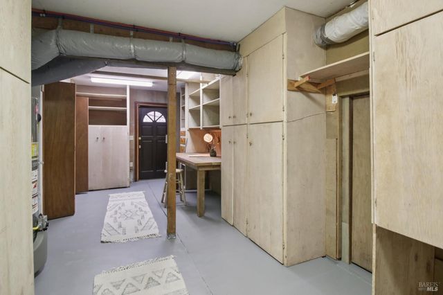 34 Fair Dr, San Rafael, CA 94901