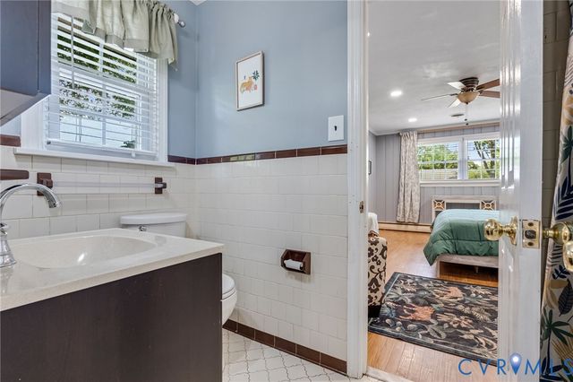 4417 Dudley Dr, Chester, VA 23831