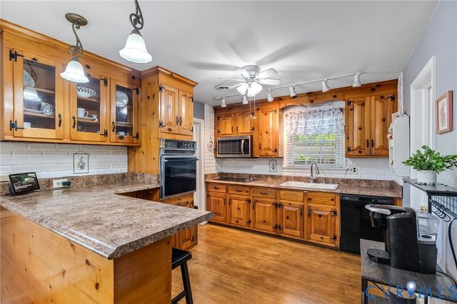 4417 Dudley Dr, Chester, VA 23831